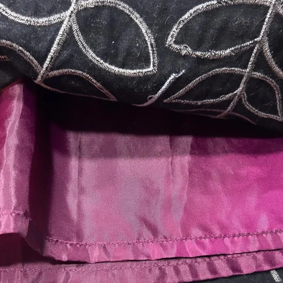 Boden Black A-Line Skirt with Gray Fern Embroidery- Lined Size 8P - Picture 4 of 5